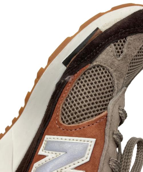 NEW BALANCE（ニューバランス）NEW BALANCE (ニューバランス) ローカットスニーカー ブラウン×ベージュ サイズ:UK6 1/2の古着・服飾アイテム