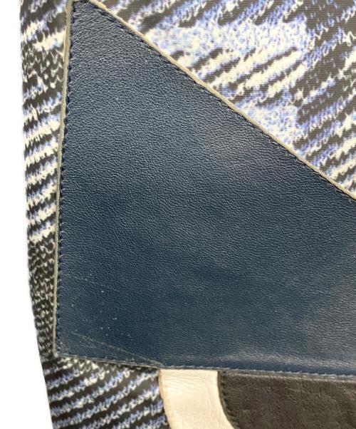 FENDI（フェンディ）FENDI (フェンディ) リバーシブルダウンジャケット ブルー サイズ:44の古着・服飾アイテム
