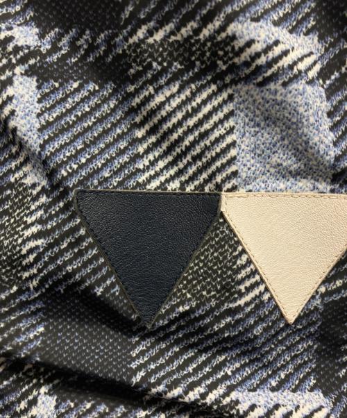 FENDI（フェンディ）FENDI (フェンディ) リバーシブルダウンジャケット ブルー サイズ:44の古着・服飾アイテム