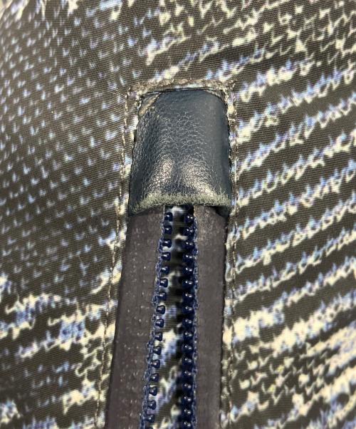 FENDI（フェンディ）FENDI (フェンディ) リバーシブルダウンジャケット ブルー サイズ:44の古着・服飾アイテム