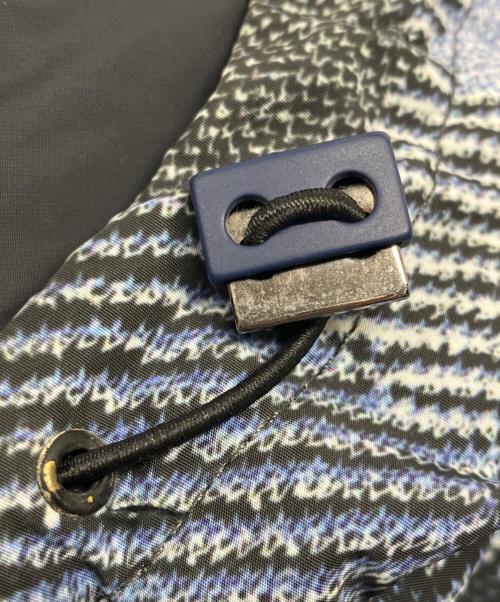 FENDI（フェンディ）FENDI (フェンディ) リバーシブルダウンジャケット ブルー サイズ:44の古着・服飾アイテム