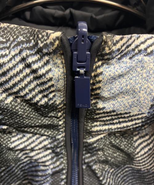 FENDI（フェンディ）FENDI (フェンディ) リバーシブルダウンジャケット ブルー サイズ:44の古着・服飾アイテム
