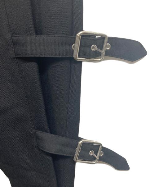 JOHN LAWRENCE SULLIVAN（ジョン ローレンス サリバン）JOHN LAWRENCE SULLIVAN (ジョン ローレンス サリバン) gabardine bondage trousers J/JOHN LAWRENCE SULLIVAN ブラック サイズ:44の古着・服飾アイテム