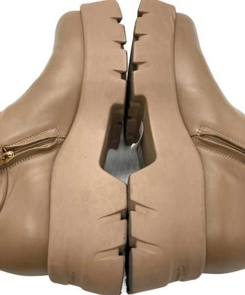 Gianvito Rossi（ジャンヴィト ロッシ）Gianvito Rossi (ジャンヴィト ロッシ) MONTEY VITELLO GLOVE BOOT/Gianvito Rossi ベージュ サイズ:37.5の古着・服飾アイテム