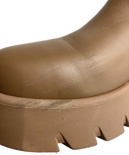 Gianvito Rossi（ジャンヴィト ロッシ）Gianvito Rossi (ジャンヴィト ロッシ) MONTEY VITELLO GLOVE BOOT/Gianvito Rossi ベージュ サイズ:37.5の古着・服飾アイテム