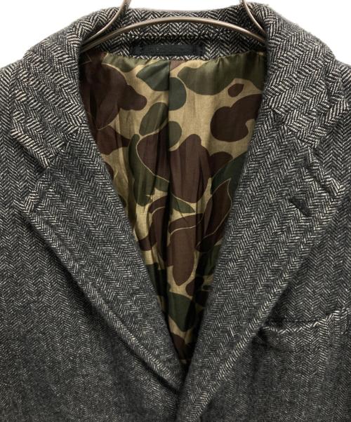 COMME des GARCONS HOMME（コムデギャルソン オム）COMME des GARCONS HOMME (コムデギャルソン オム) 裏地カモ柄ヘリンボーンコート グレー サイズ:Sの古着・服飾アイテム