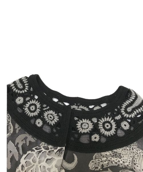 TOKUKO1erVOL（トクコプルミエヴォル）TOKUKO1erVOL (トクコプルミエヴォル) 総柄シャツブラウス ブラック×グレー サイズ:9の古着・服飾アイテム