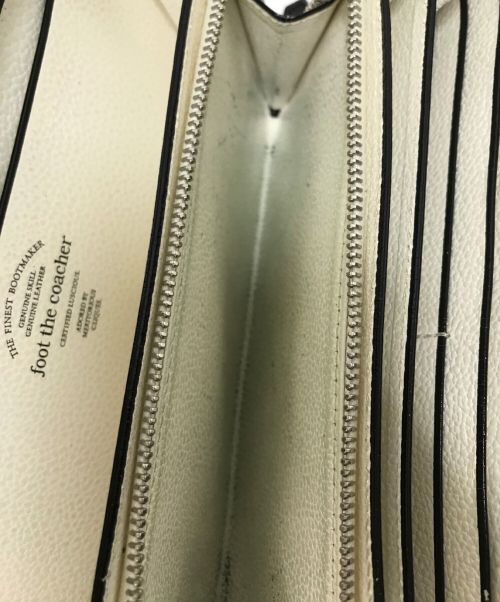 foot the coacher（フットザコーチャー）foot the coacher (フットザコーチャー) スタッズロングウォレット ブラック サイズ:下記参照の古着・服飾アイテム