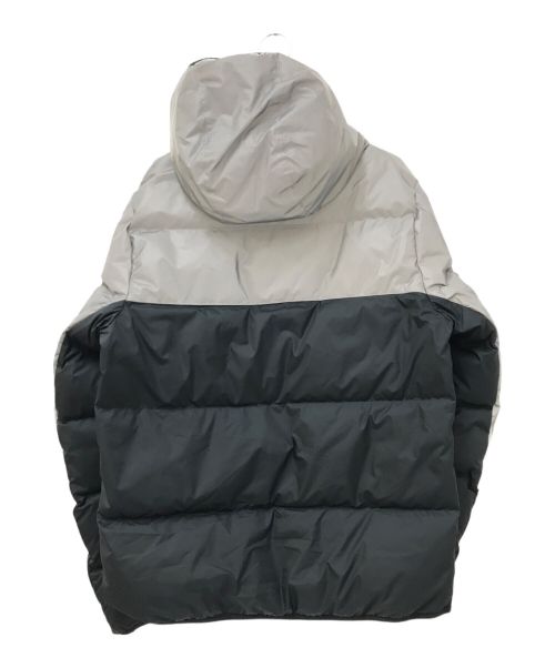 NIKE（ナイキ）NIKE (ナイキ) Stay Warmblock Reflective Casual hooded down Jacket グレー×ブラック サイズ:Mの古着・服飾アイテム