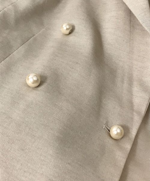 Apuweiser-riche（アプワイザーリッシェ）Apuweiser-riche (アプワイザーリッシェ) パール調ボタンジャケット ベージュ サイズ:2の古着・服飾アイテム