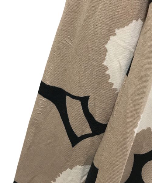 marimekko（マリメッコ）marimekko (マリメッコ) HUOKAUS 2 PIENI UNIKKO ベージュ サイズ:Lの古着・服飾アイテム