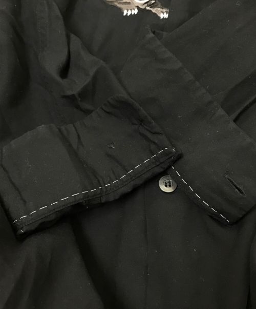 JohnUNDERCOVER（ジョンアンダーカバー）JohnUNDERCOVER (ジョンアンダーカバー) タイガー刺繍シャツ ブラック サイズ:2の古着・服飾アイテム