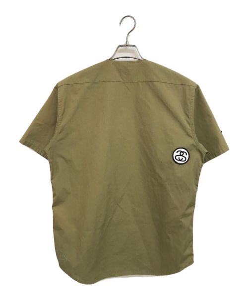stussy（ステューシー）stussy (ステューシー) ワッペンミリタリーシャツ ベージュ サイズ:Lの古着・服飾アイテム