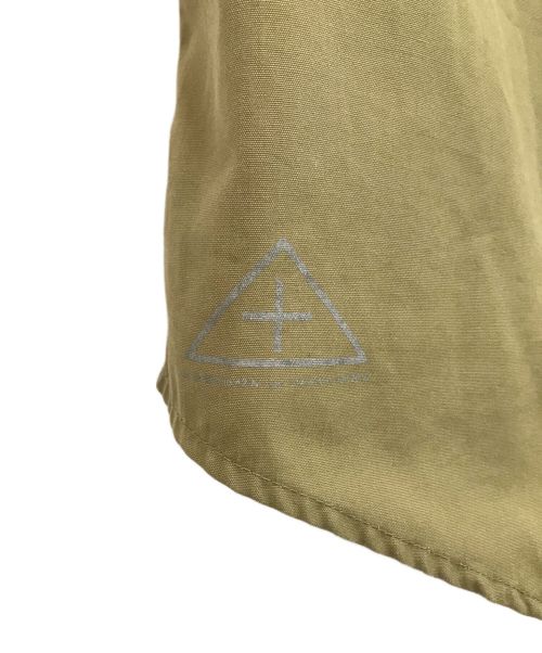 stussy（ステューシー）stussy (ステューシー) ワッペンミリタリーシャツ ベージュ サイズ:Lの古着・服飾アイテム