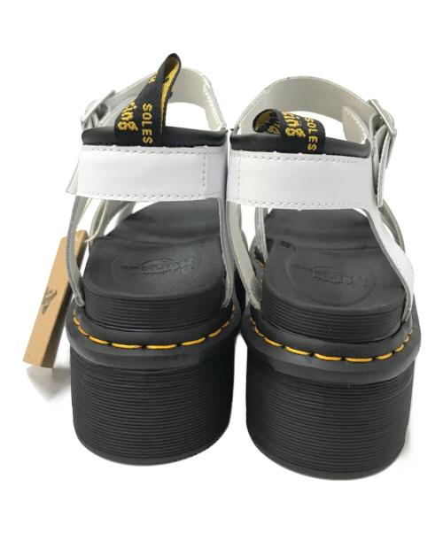 Dr.Martens（ドクターマーチン）Dr.Martens (ドクターマーチン) ブレアークアッドホワイトハイドロ ホワイト×ブラック サイズ:US:8Lの古着・服飾アイテム