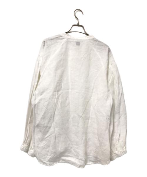 URBAN RESEARCH DOORS（アーバンリサーチドアーズ）URBAN RESEARCH DOORS (アーバンリサーチドアーズ) リネンタックボリュームスリーブブラウス ホワイト サイズ:Mの古着・服飾アイテム