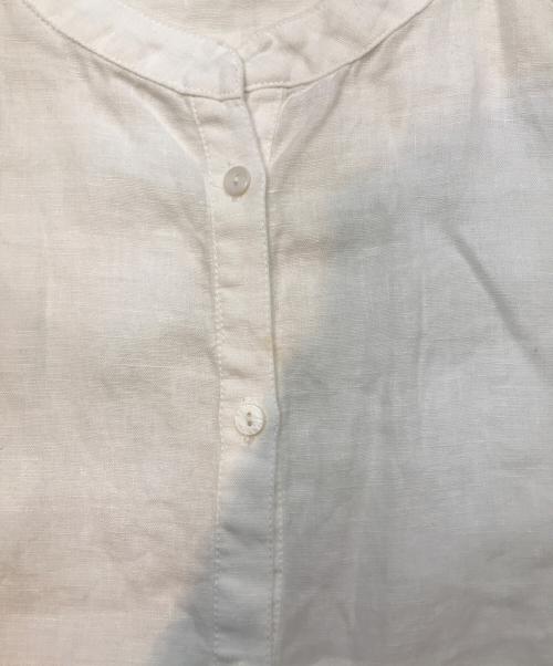 URBAN RESEARCH DOORS（アーバンリサーチドアーズ）URBAN RESEARCH DOORS (アーバンリサーチドアーズ) リネンタックボリュームスリーブブラウス ホワイト サイズ:Mの古着・服飾アイテム