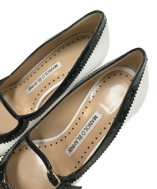 Manolo Blahnik（マノロブラニク）Manolo Blahnik (マノロブラニク) レザーストラップパンプス ホワイト サイズ:34 1/2の古着・服飾アイテム