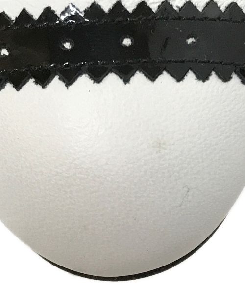 Manolo Blahnik（マノロブラニク）Manolo Blahnik (マノロブラニク) レザーストラップパンプス ホワイト サイズ:34 1/2の古着・服飾アイテム