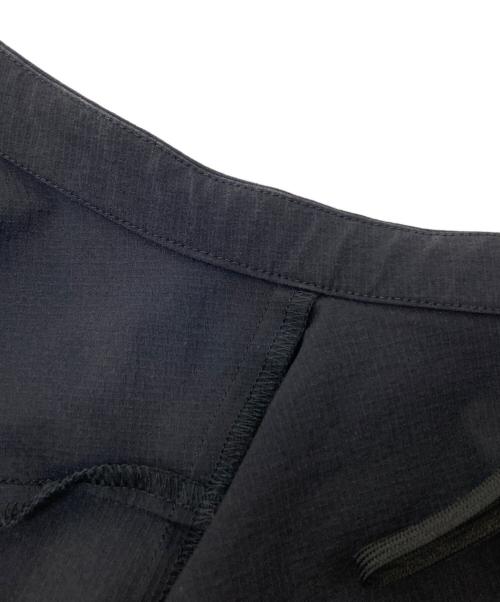 HEREIAM（ヘレイアム）HEREIAM (ヘレイアム) ナイロンブラウス ブラック サイズ:Fの古着・服飾アイテム