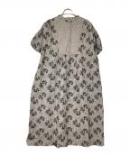 TSUHARU by samansa Mos2ツハル バイ サマンサモスモス）の古着「リネン果物柄刺繍ワンピース」｜グレー