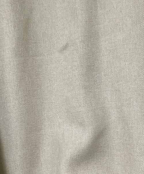 UNITED TOKYO（ユナイテッドトーキョー）UNITED TOKYO (ユナイテッドトーキョー) ハーフパイピングプリーツワンピース ベージュ サイズ:FREEの古着・服飾アイテム