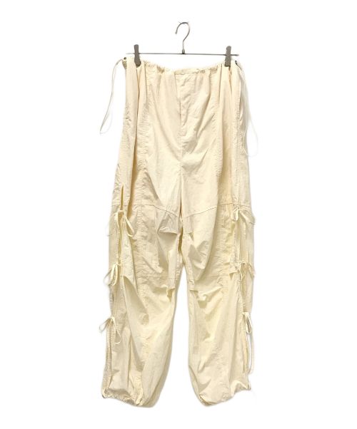 MAISON SPECIAL（メゾンスペシャル）MAISON SPECIAL (メゾンスペシャル) サイドリボン2WAYパンツナイロンパンツ ベージュ サイズ:Mの古着・服飾アイテム