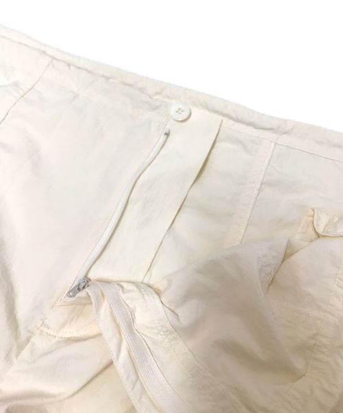 MAISON SPECIAL（メゾンスペシャル）MAISON SPECIAL (メゾンスペシャル) サイドリボン2WAYパンツナイロンパンツ ベージュ サイズ:Mの古着・服飾アイテム