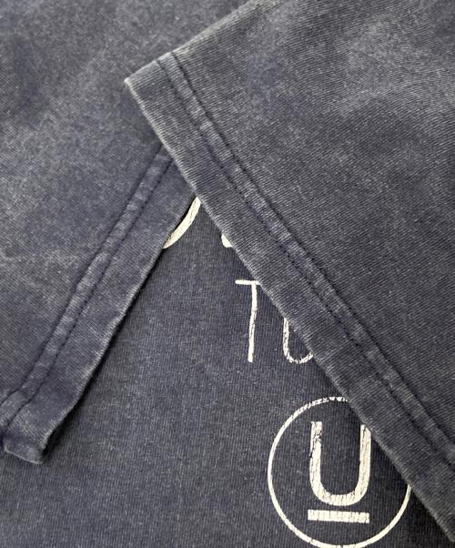 UNDERCOVER（アンダーカバー）UNDERCOVER (アンダーカバー) ヴィンテージ加工ロゴTシャツ チャコールグレー サイズ:2の古着・服飾アイテム