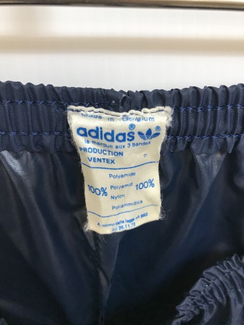 adidas（アディダス）adidas (アディダス) ナイロントラックパンツ ネイビー サイズ:不明の古着・服飾アイテム