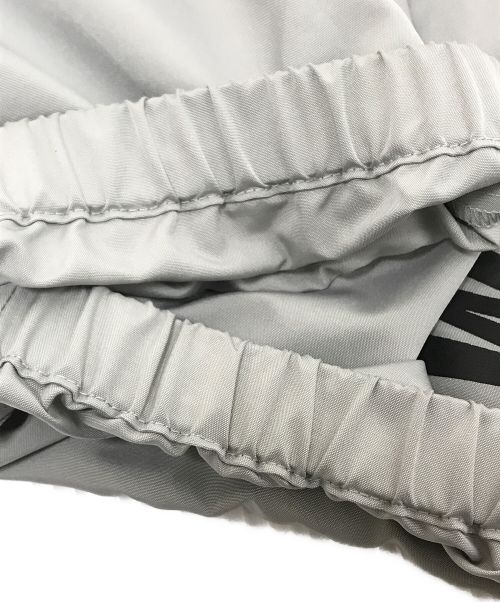 WIND AND SEA（ウィンダンシー）WIND AND SEA (ウィンド アンド シー) GOD SELECTION XXX (ゴッドセレクショントリプルエックス) ナイロントラックパンツ グレー サイズ:Lの古着・服飾アイテム