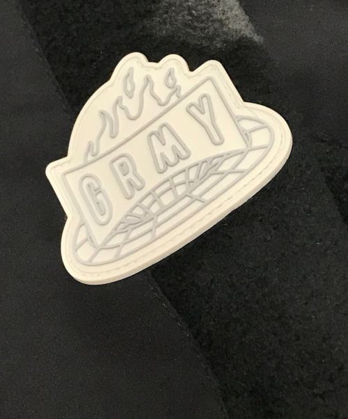 GRMY（グライミー）GRMY (グライミー) BACK AT YOU ALL OVER PRINT POLAR FEEECE ZIP HOODIE ブラック×グレー サイズ:Lの古着・服飾アイテム