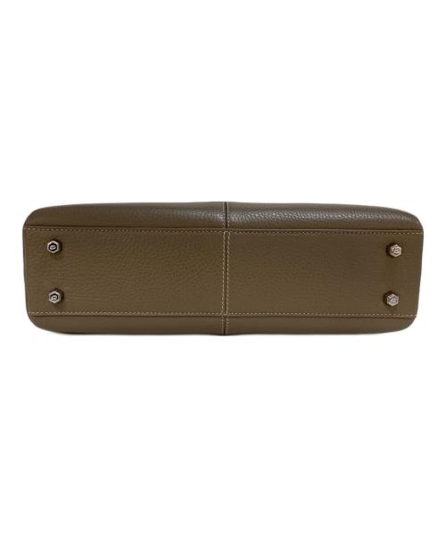 CAFUNE（カフネ）CAFUNE (カフネ) 2WAY STANCE BAG グレージュの古着・服飾アイテム