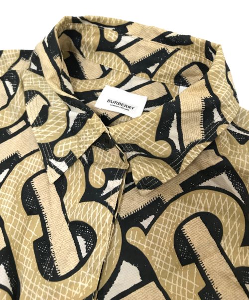 BURBERRY（バーバリー）BURBERRY (バーバリー) モノグラムTBシャツ ベージュ サイズ:US:4の古着・服飾アイテム