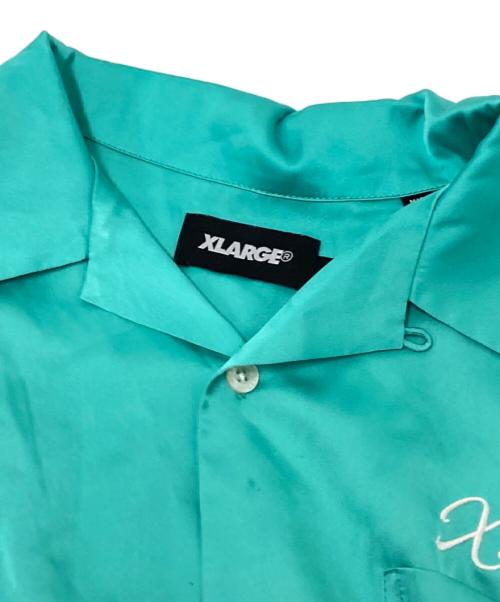 X-LARGE（エクストララージ）X-LARGE (エクストララージ) 半袖サテンシャツ グリーン サイズ:Mの古着・服飾アイテム