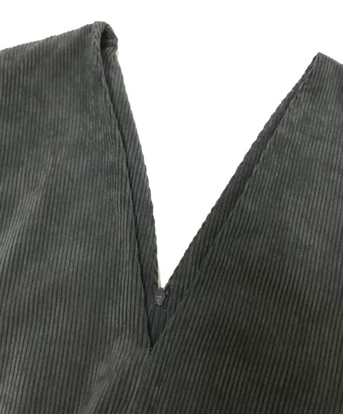 Spick and Span（スピック＆スパン）Spick and Span (スピックアンドスパン) ソフトコーデュロイコンビネゾンサロペット グレー サイズ:38の古着・服飾アイテム