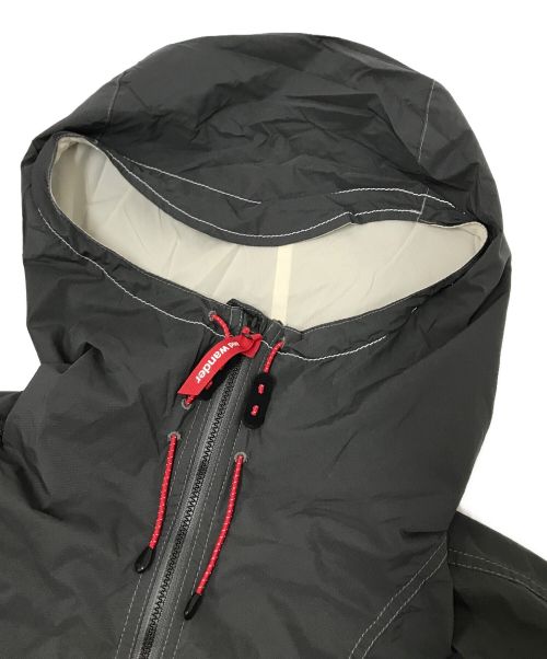 and wander（アンドワンダー）and wander (アンドワンダー) District Vision (ディストリクトヴィジョン) PERTEX wind jacket グレー サイズ:3の古着・服飾アイテム