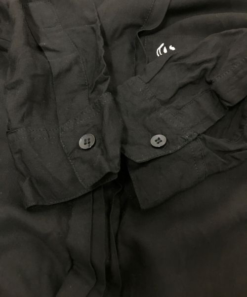 GOOUCH（グーチ）GOOUCH (グーチ) 刺繍レーヨンシャツ ブラック サイズ:Mの古着・服飾アイテム