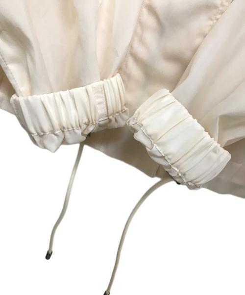 icB（アイシービー）icB (アイシービー) シアーマウンテンパーカー アイボリー サイズ:9の古着・服飾アイテム