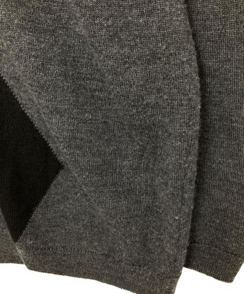 JOHN SMEDLEY（ジョンスメドレー）JOHN SMEDLEY (ジョンスメドレー) アーガイルVネックニット グレー サイズ:Mの古着・服飾アイテム
