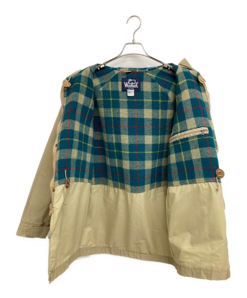 WOOLRICH（ウールリッチ）WOOLRICH (ウールリッチ) マウンテンパーカー ベージュ サイズ:Mの古着・服飾アイテム