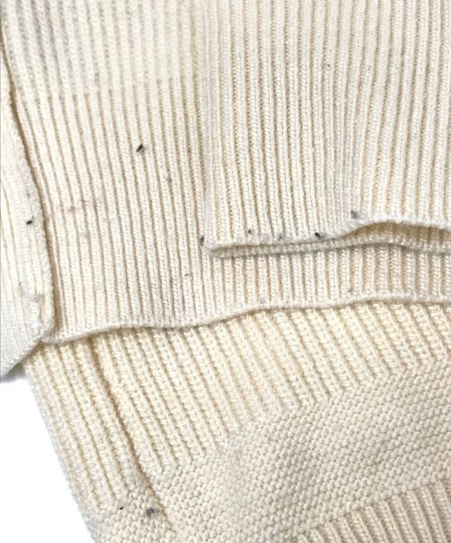 Mila Owen（ミラオーウェン）Mila Owen (ミラオーウェン) 金釦クルーネックニットカーディガン アイボリーの古着・服飾アイテム