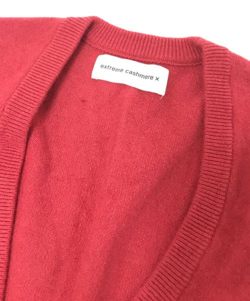 extreme cashmere（エクストリーム カシミア）extreme cashmere (エクストリーム カシミア) カシミヤ混Vネックニット レッド サイズ:下記参照の古着・服飾アイテム