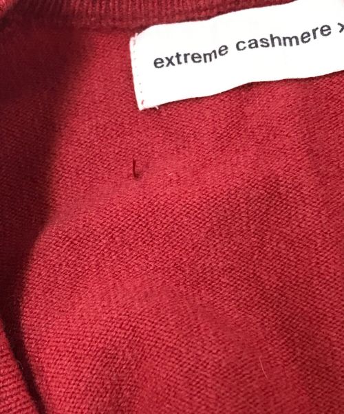 extreme cashmere（エクストリーム カシミア）extreme cashmere (エクストリーム カシミア) カシミヤ混Vネックニット レッド サイズ:下記参照の古着・服飾アイテム