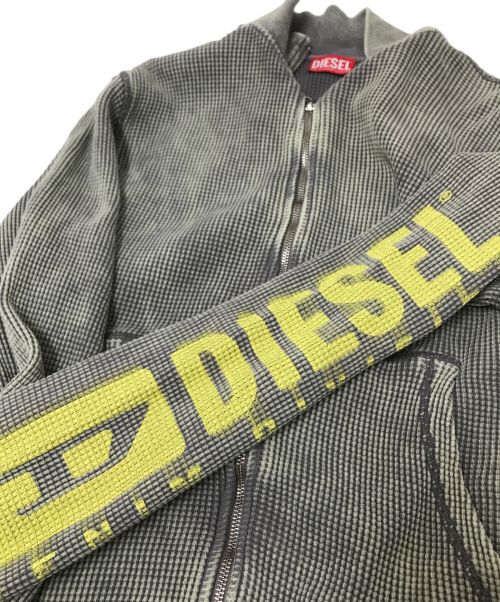 DIESEL（ディーゼル）DIESEL (ディーゼル) S-GINAFY-ZIP グレー サイズ:Lの古着・服飾アイテム