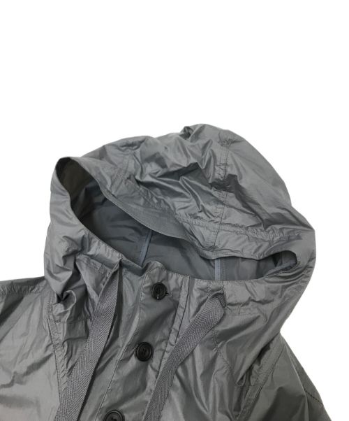 WHITE MOUNTAINEERING（ホワイトマウンテ二アニング）WHITE MOUNTAINEERING (ホワイトマウンテ二アニング) アノラックパーカー グレー サイズ:2の古着・服飾アイテム
