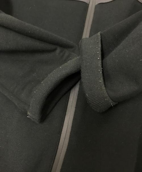 Cavalleria Toscana（カヴァレリア トスカーナ）Cavalleria Toscana (カヴァレリア トスカーナ) ジップアップフードジャケット ブラック サイズ:Mの古着・服飾アイテム