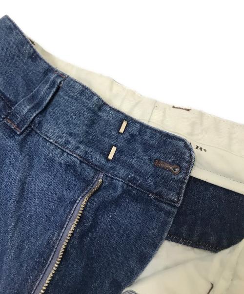 FARAH（ファーラー）FARAH (ファーラー) Two Tuck Wide Tapered Pants インディゴ サイズ:W32の古着・服飾アイテム