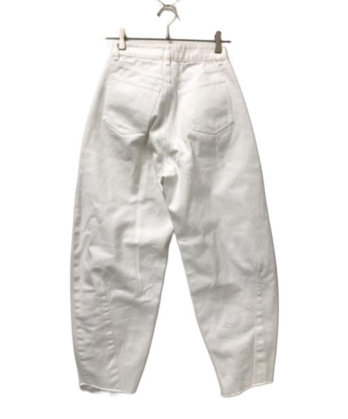 CADUNE（カデュネ）CADUNE (カデュネ) カーヴィーデニム ホワイト サイズ:36の古着・服飾アイテム