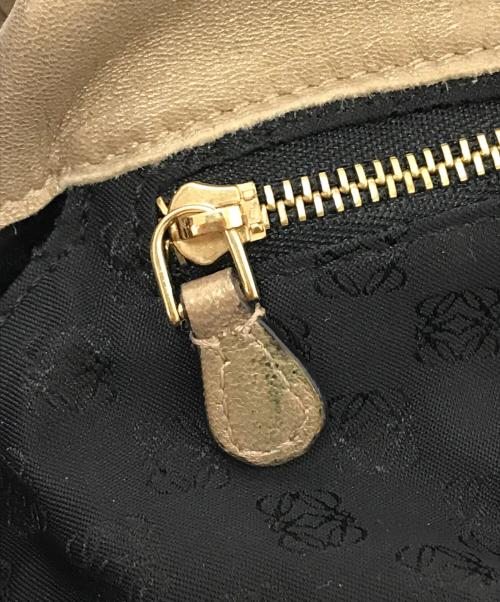 LOEWE（ロエベ）LOEWE (ロエベ) ハンドバッグ ゴールド サイズ:下記参照の古着・服飾アイテム